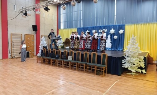 Panie z Koła Gospodyń Wiejskich z Marklowic śpiewające kolędy